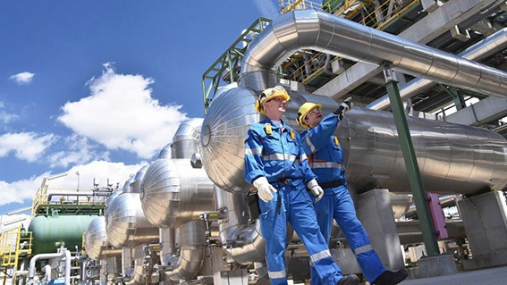 Cenovus and Husky to cut off 25% workforce